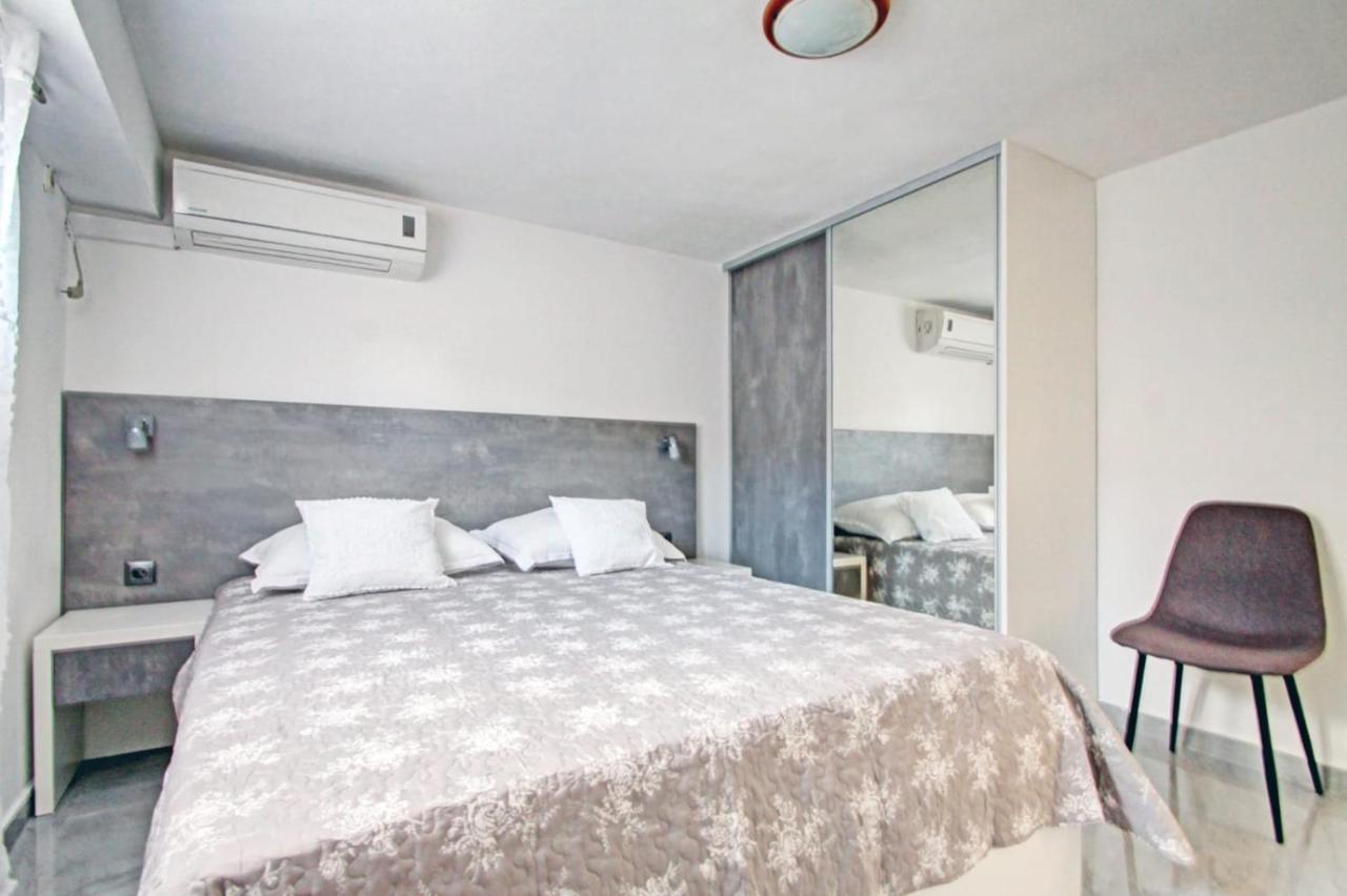 Apartments Kondric Вінєрац Екстер'єр фото